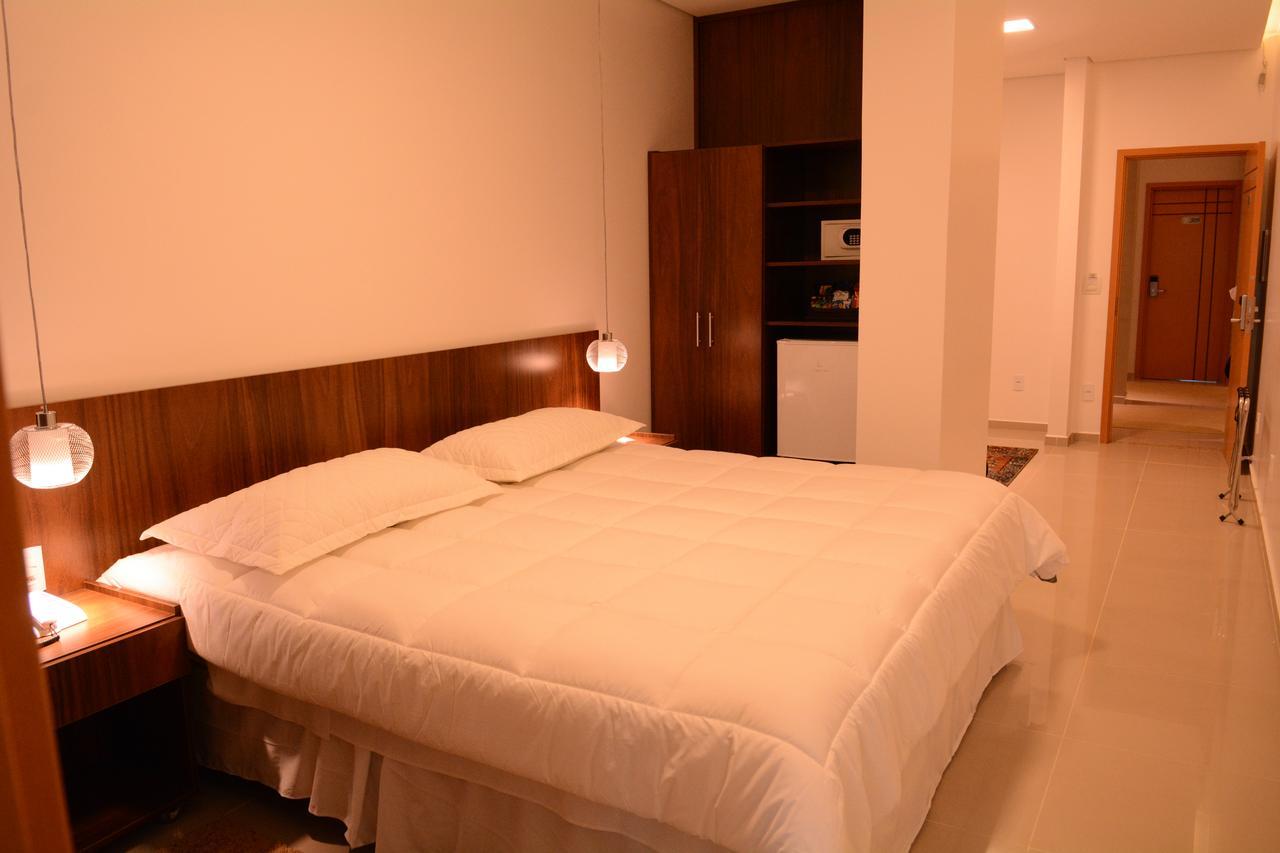 Excellence Plaza Hotel ボトゥカトゥ エクステリア 写真