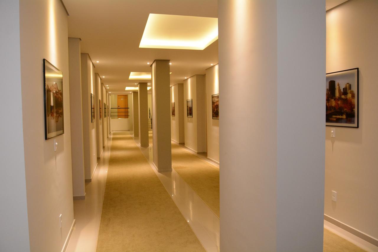 Excellence Plaza Hotel ボトゥカトゥ エクステリア 写真